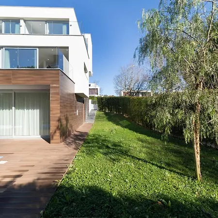 Akivillas Moon 신트라