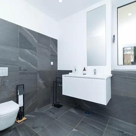 Akivillas Moon 빌라